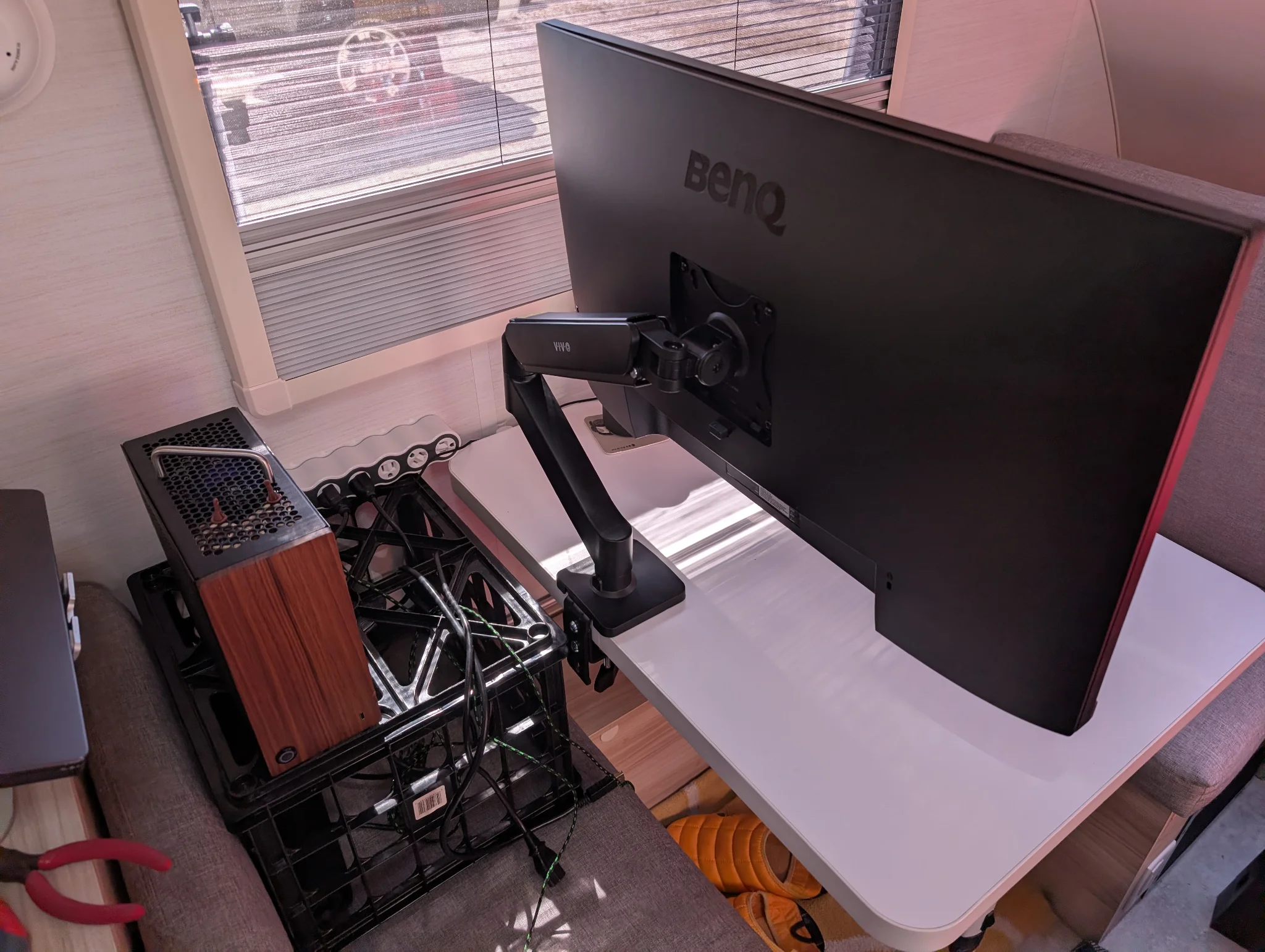 Battle station glow up - so clean