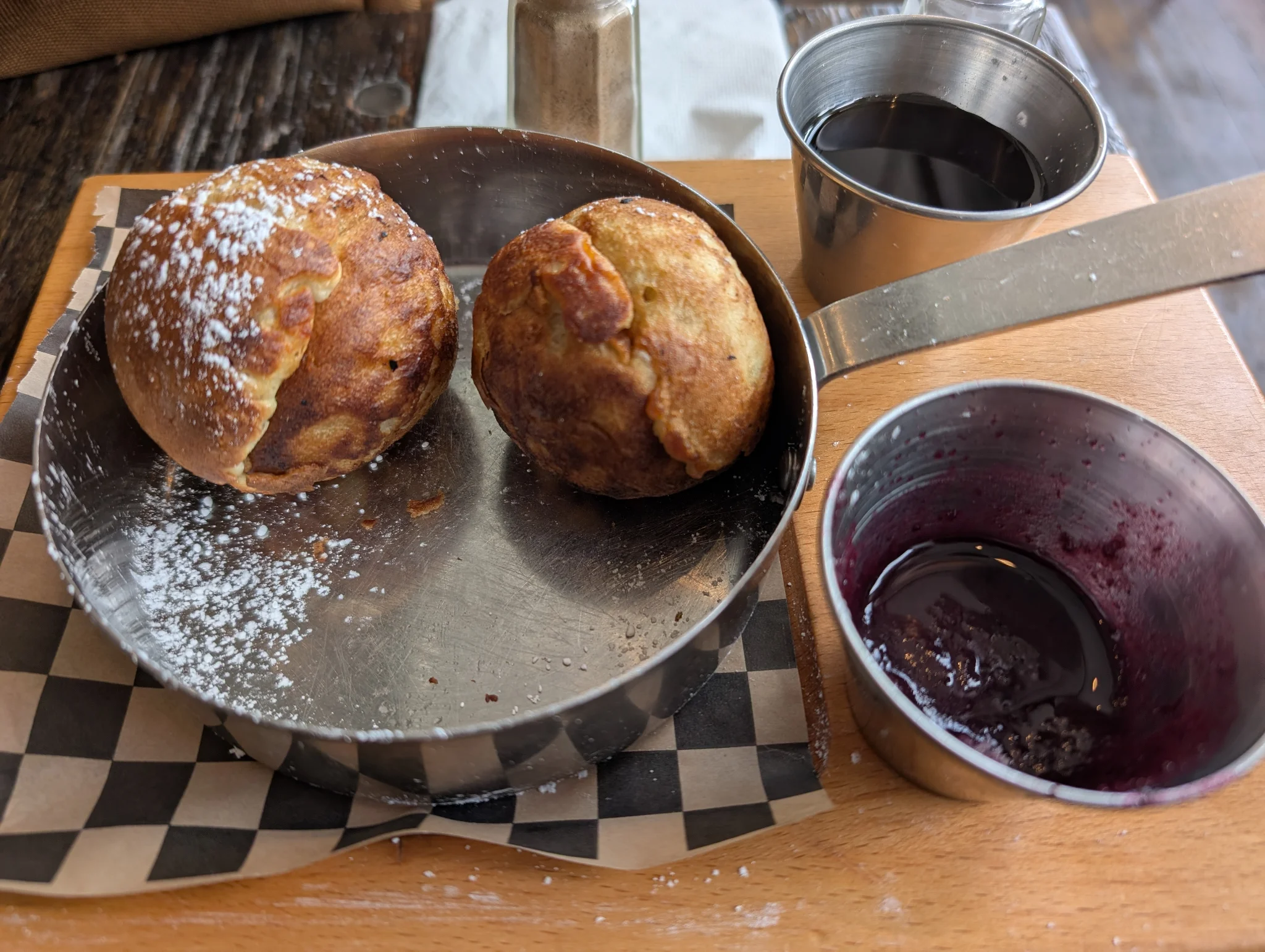 Stranded Cafe & Æbleskiver