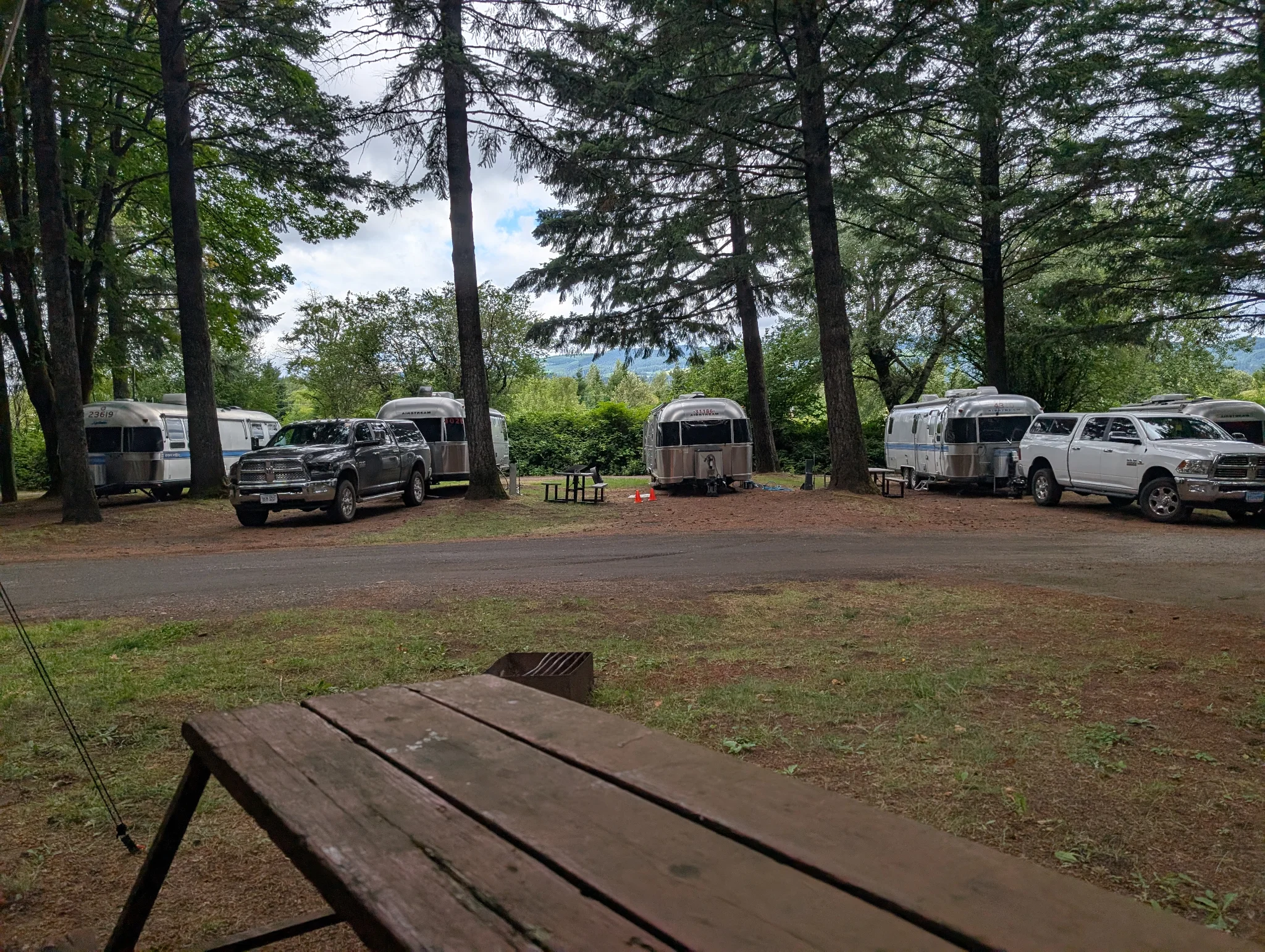 ~25 strong Airstream Caravan in the KOA