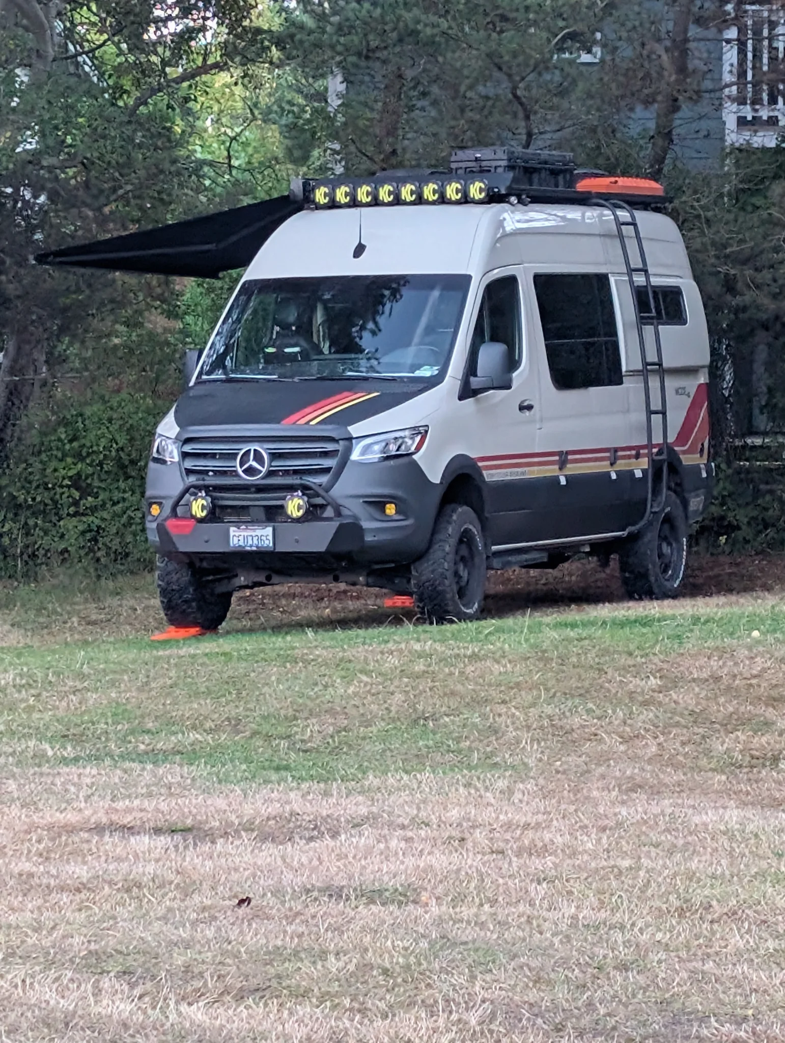 if i ever go single vehicle nomad, this is the one